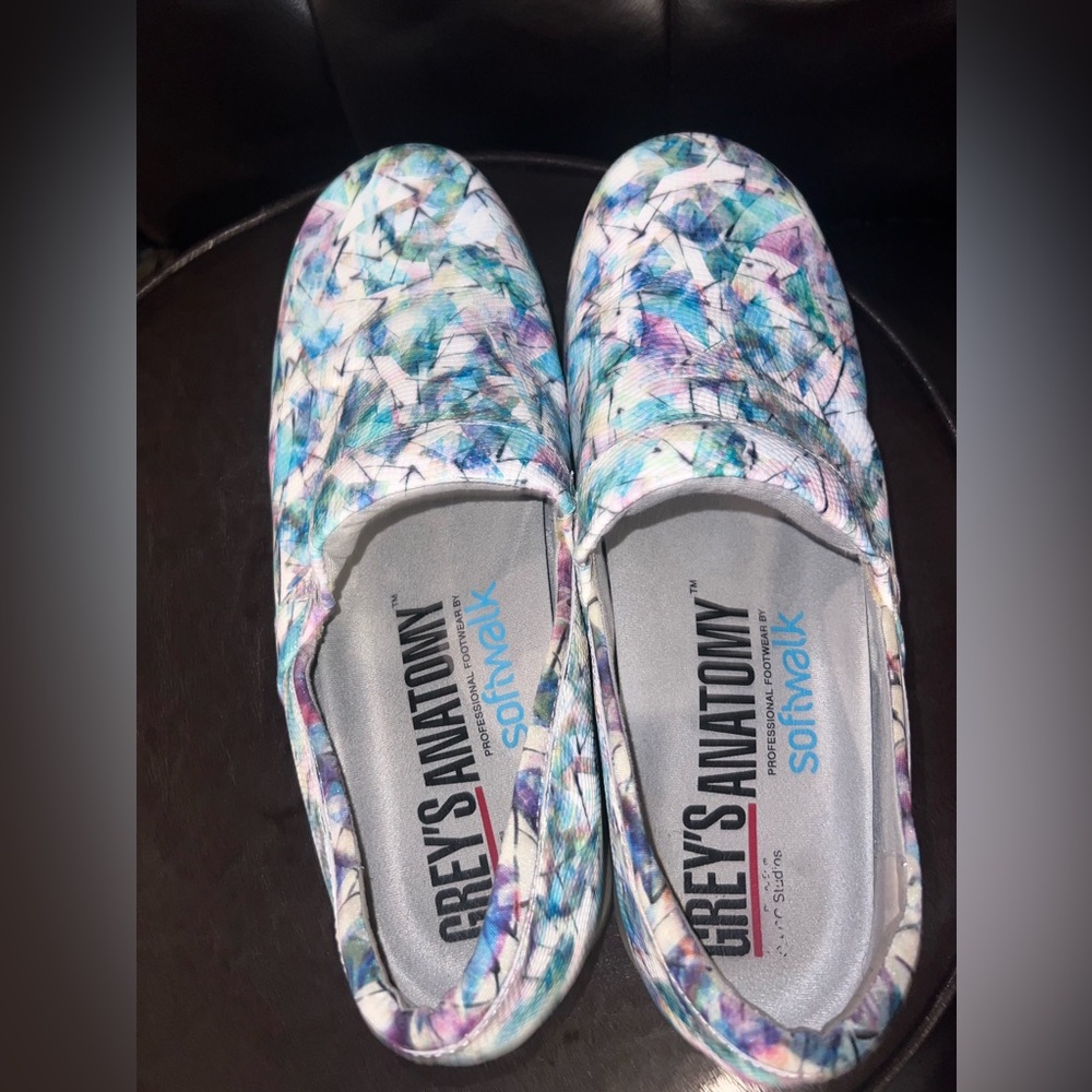 Grey's Anatomy Soft Walk Mosaic Snake Skin Texture Nursing Clogs Wmns Size 12M